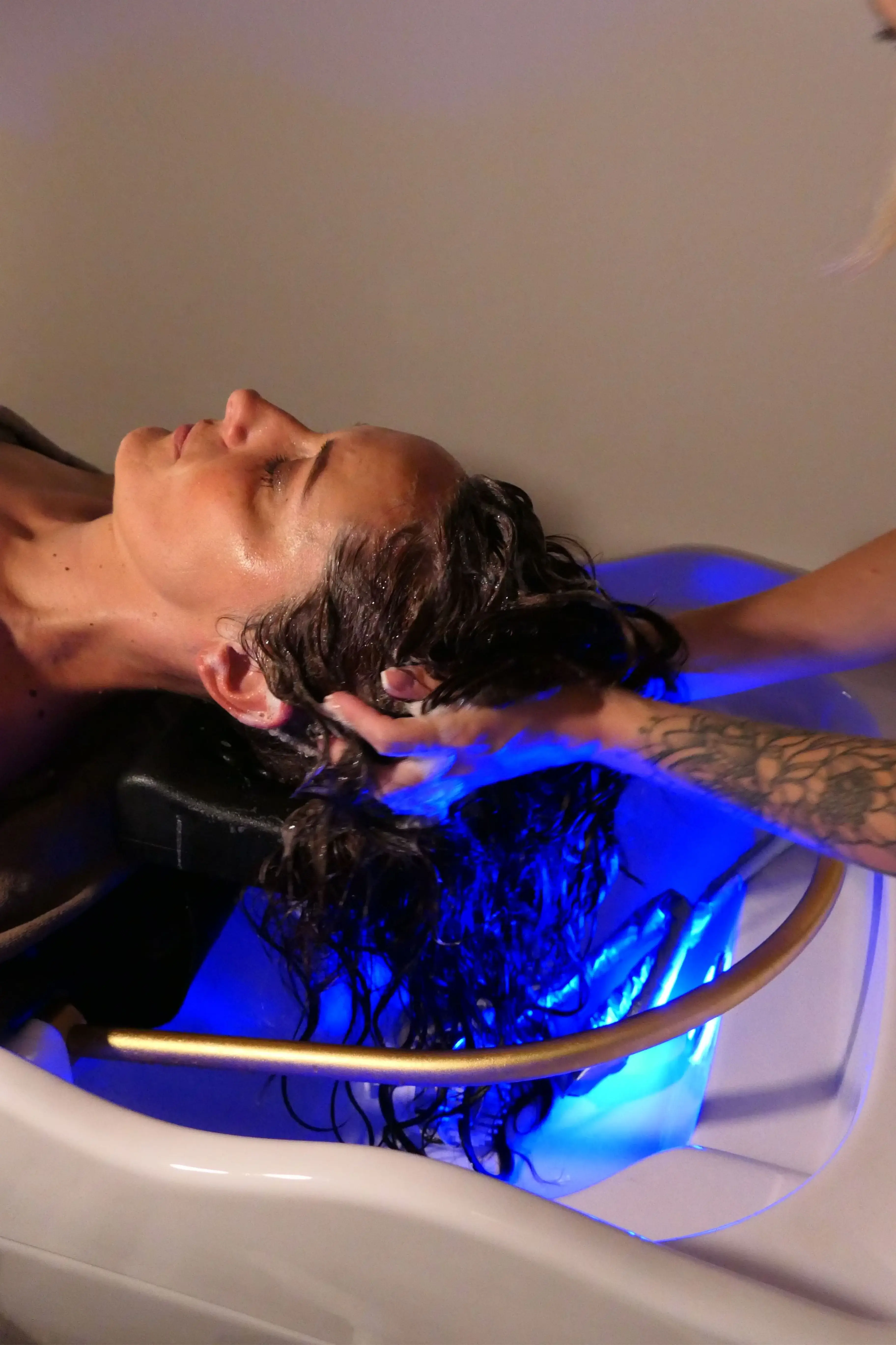 Head Spa Japonais - Rituel relaxant avec massage et soins du cuir chevelu. à L'atelier by Mylène Auray